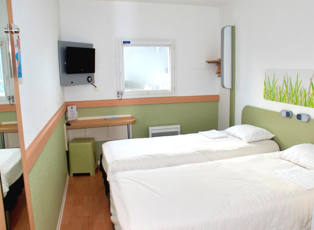 Ibis Budget Flers Grands Champs Quarto foto